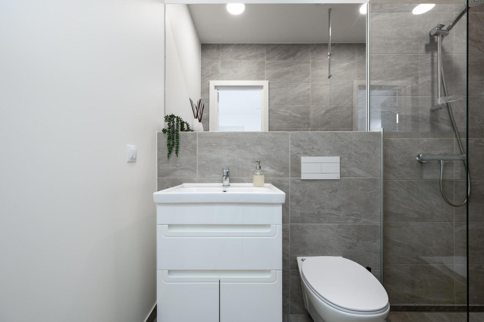 Hilltop Apartments - Studio Rooms In City Centre Tallinn Eksteriør billede